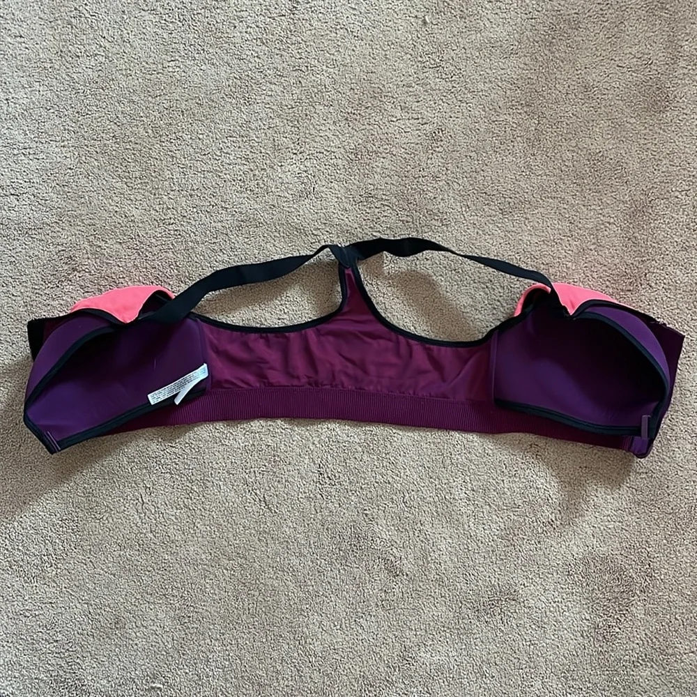 Victoria’s Secret Sports bra - Picture 4 of 6